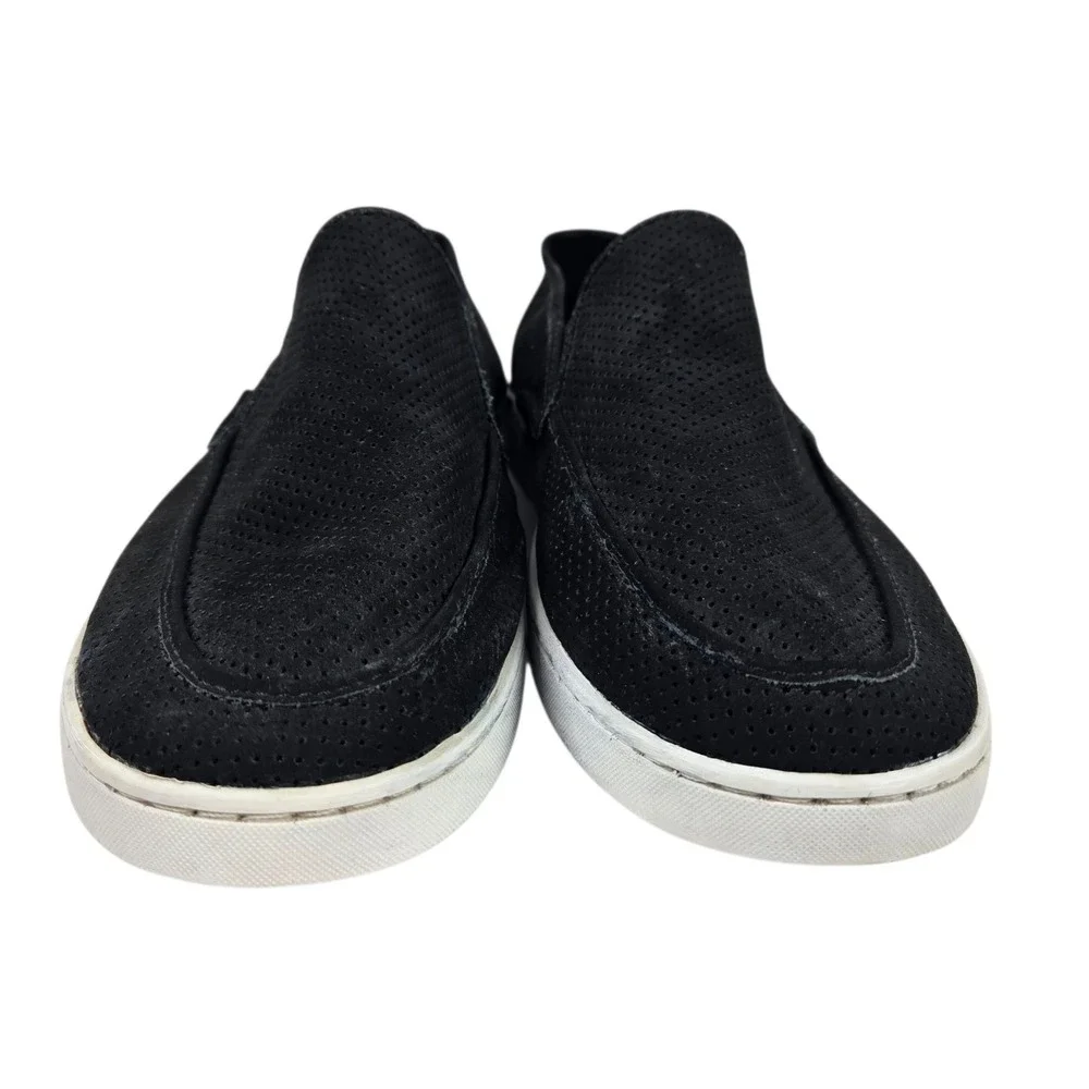 FLAG LTD Napa Glove Mens 8.5M Shoes  842FL0010 Perforated Casual Slip On Sneaker